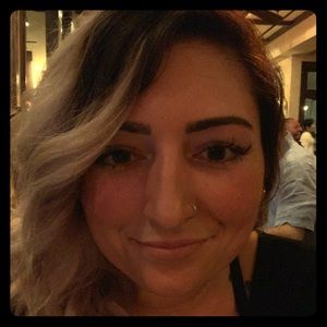 🌻🛍Meet Your Posher🛍🌻